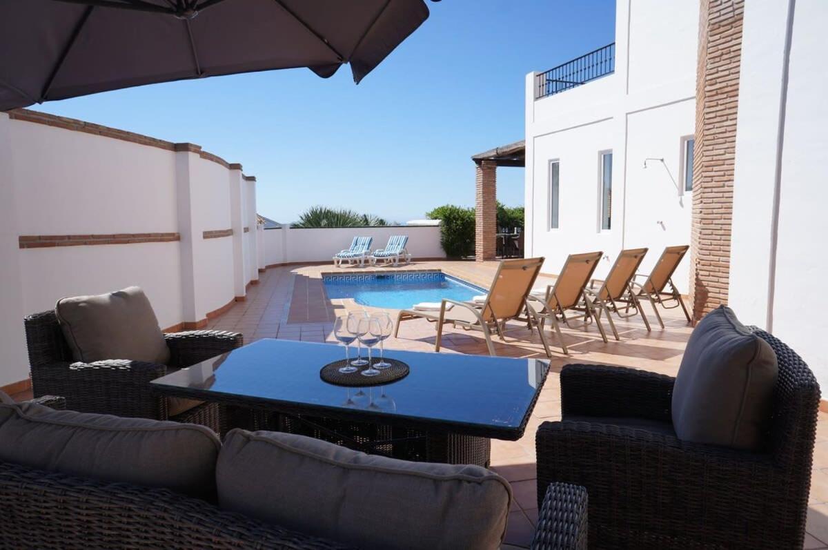 Villa Oasis Нерха Екстер'єр фото